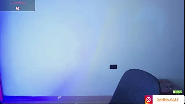 dannawells (F milf) - DILDO + DOMI AND FUCK ME !!!