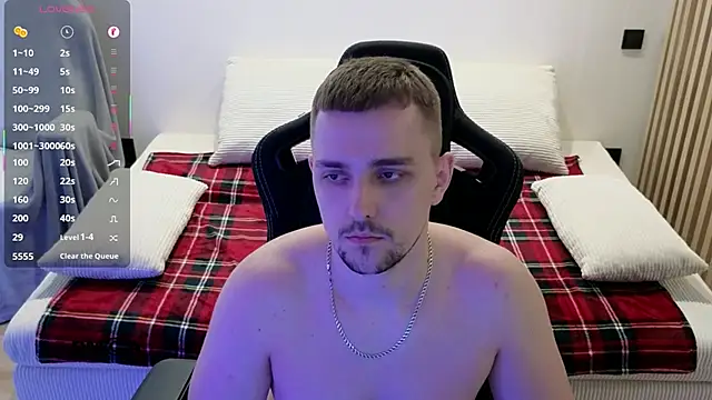 larstar01 (M young) - Happy Lars