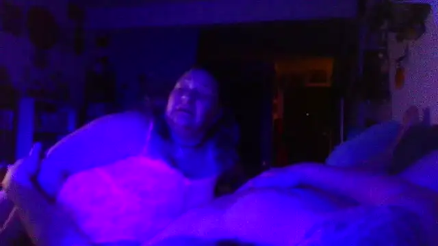 spnztnt (F mature) - SWAP HEAD FOR 5MIN