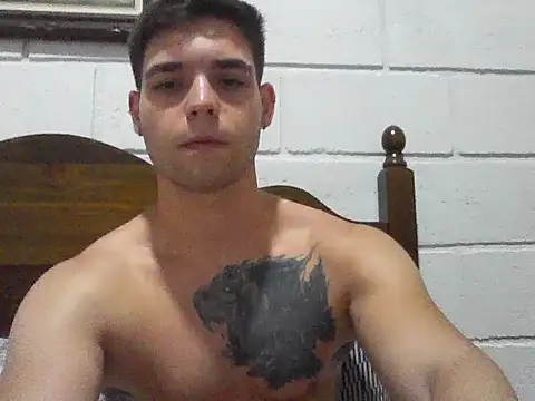 zure-xxx (M young) - Cum with a dildo in ass ;P