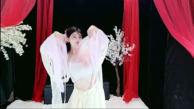 美女Banana-Milk69在线直播