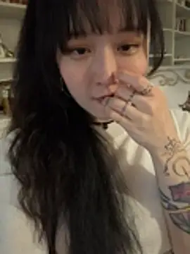 etherealcat33 (Ask my age) - 虛實貓深夜電台聊播