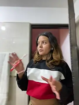 Webcam Model (Ame_Desire) is live