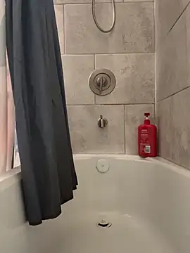 strokinsnowman - StrokinSnowman's free webcam