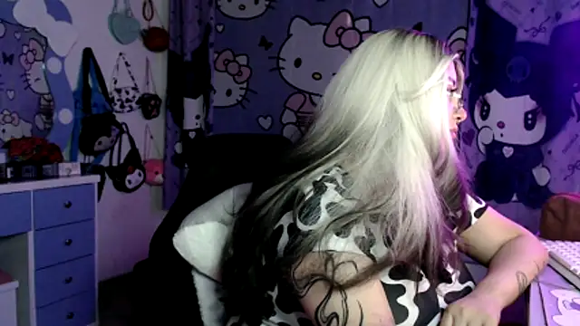 lussyevans24 - Lussyevans24's free webcam - UK Sex Cams