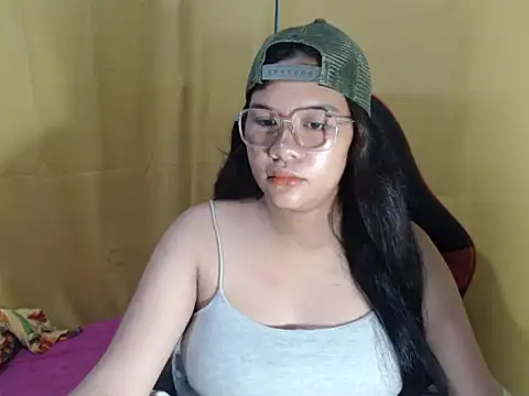 lovely_reb - Lovely_reb's free webcam - UK Sex Cams