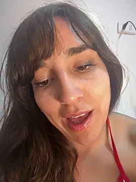 latinaelisa - Latinaelisa's free webcam - UK Sex Cams