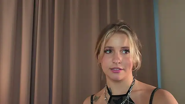 loveseekins (F teen) - excite the vampire by pinching nipple