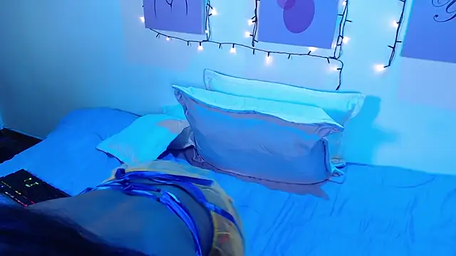 tifanyluxe (F young) - Outside bra 🍒