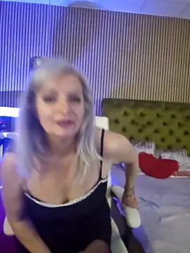 ladytouch (F milf) - 💥💥Hot ANAL show ⚡⚡⚡