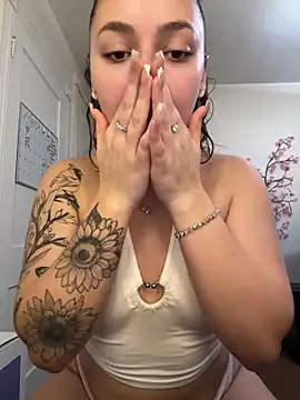 mamachulita (F young) - Blowjob + arch