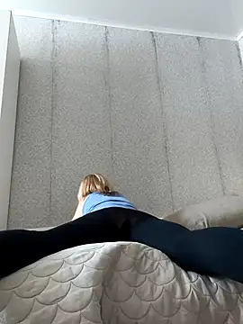 ValeriaLight live cam profile