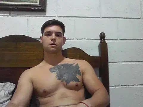 zure-xxx (M young) - Cum with a dildo in ass ;P