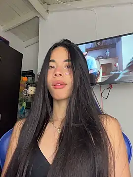 milleradhara24 - Milleradhara24's free webcam - UK Sex Cams