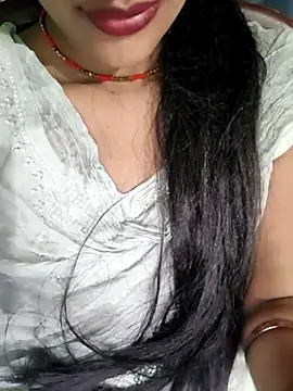 Webcam Model (Eshwari_Chopra)  is live.Free join now!