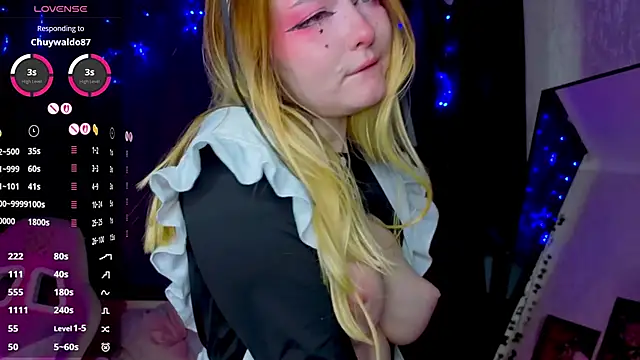 ElswythCovil Live Webcam on Stripchat