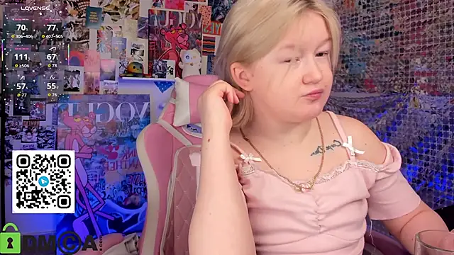 sara_robinson - Sara_Robinson's free webcam - UK Sex Cams