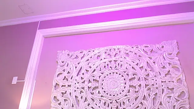 elainelaurent - ElaineLaurent's free webcam - UK Sex Cams