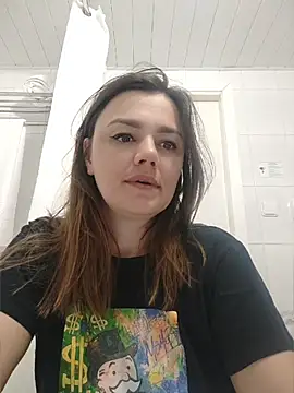 KrissSexi Live Webcam on Stripchat