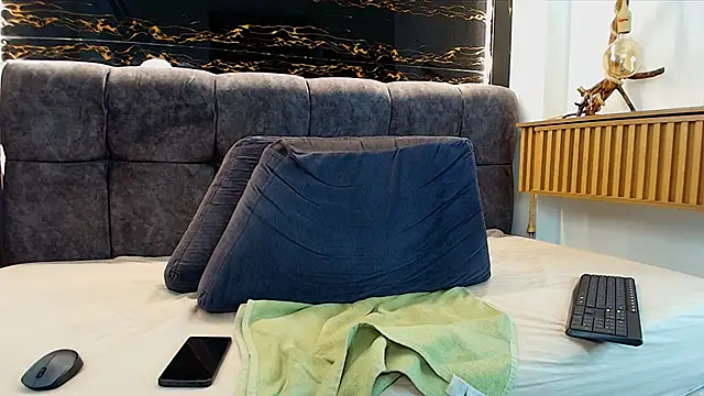 JeergMuscle live sex cam