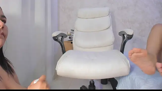 Mia_and_lexy Live Webcam on Stripchat