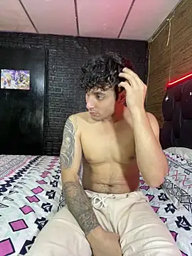 justynale2025 - JustynAle2025's free webcam - UK Sex Cams