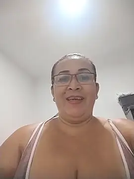 nini_love_ - Nini_Love_'s free webcam - UK Sex Cams