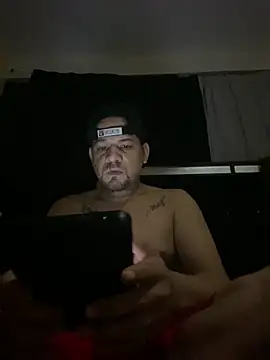 dominicanobb (Ask my age) - Leche