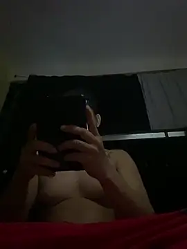 dominicanobb (Ask my age) - Leche