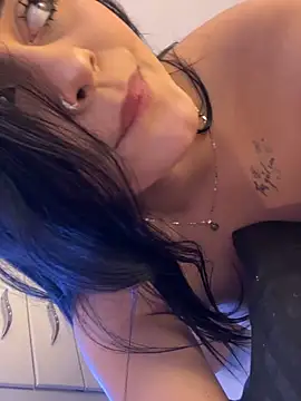 kariina__69 (F teen) - DILDO IN PUSSY