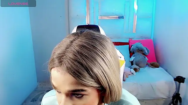 Sophiaa_doll_ webcam