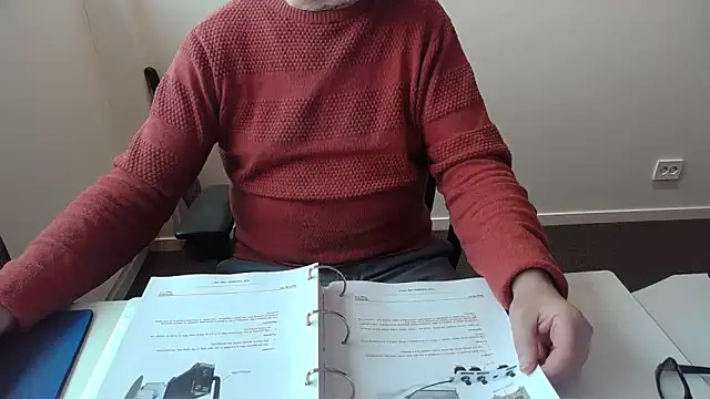 buggemann (M grandpa) - 5 minutes masturbating