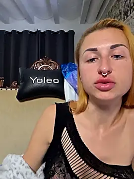 kylie_blck (F young) - Show frensh Feets+1SurpriseVideo