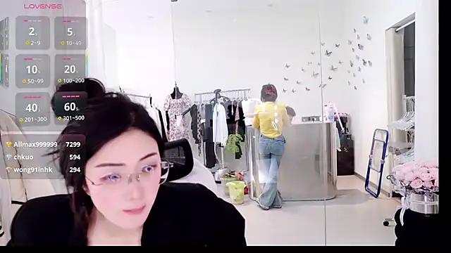 美女yangyang-777在线直播