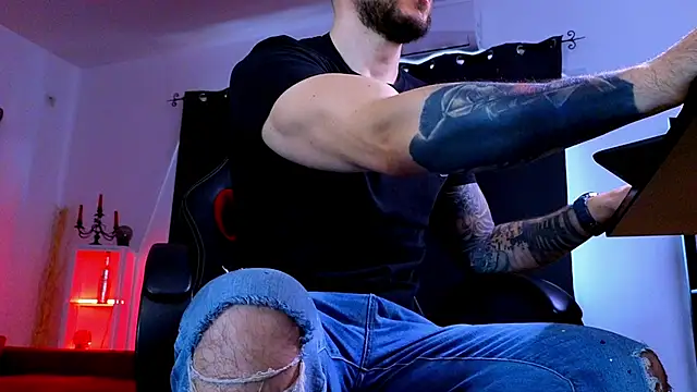 mightyaaron66 (M young) - 𖤐🔥 parTy Time ,House parTy  !  💨𖤐