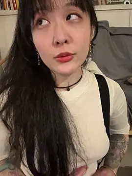 etherealcat33 (Ask my age) - 虛實貓深夜電台聊播