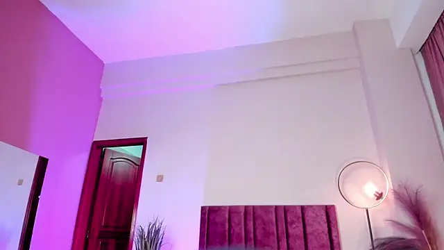 jupitefox (F young) - Show feet close up + step on your dick