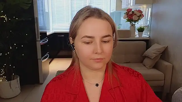 mira_mermayd (F young) - Caress me with vibrations, make my day