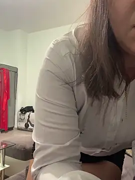 AlexandraGiogio live sex cam