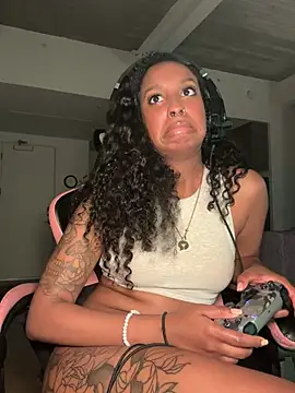 your_paris - Your_Paris's free webcam - UK Sex Cams