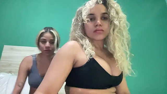 brithneysquirt - Brithneysquirt's free webcam - UK Sex Cams