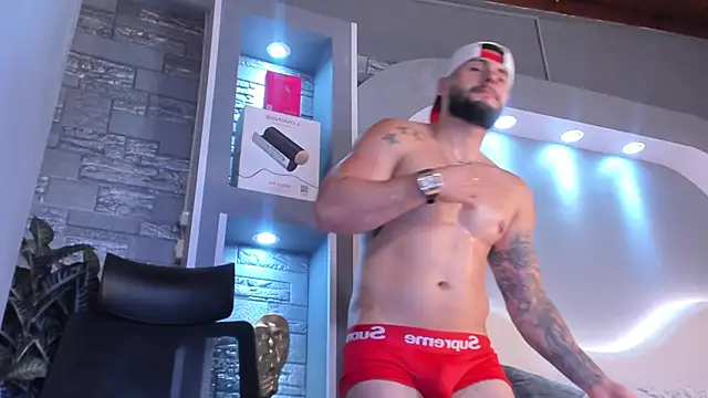 dominic_de_luca webcam