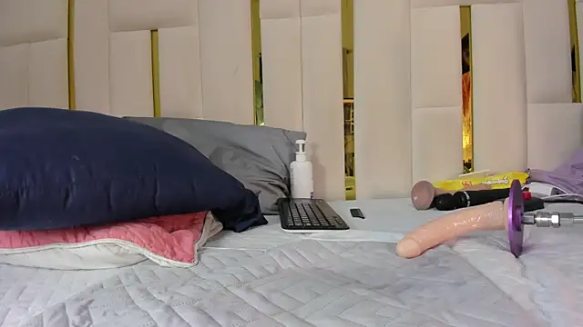 mia_vy - Mia_vy's free webcam - UK Sex Cams