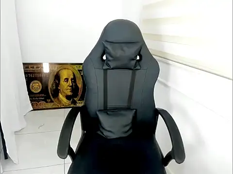 queen_findom1 webcam