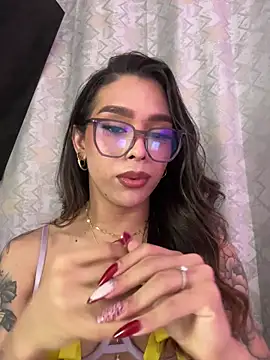 Samantha_Bernardo webcam