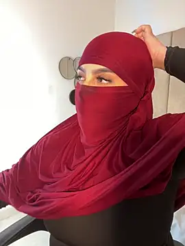 Webcam Model (rashaaa_)  is live.Free join now!