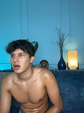 leo_savage_ (M young) - FLASH ASS✨