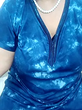 tamil_aishu09 (F milf) - Ass show