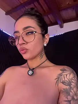 inkbodyy - INKbodyy's free webcam - UK Sex Cams