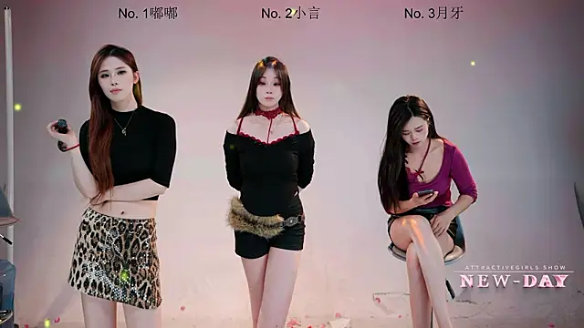 NEW-DAY Live Webcam on Stripchat